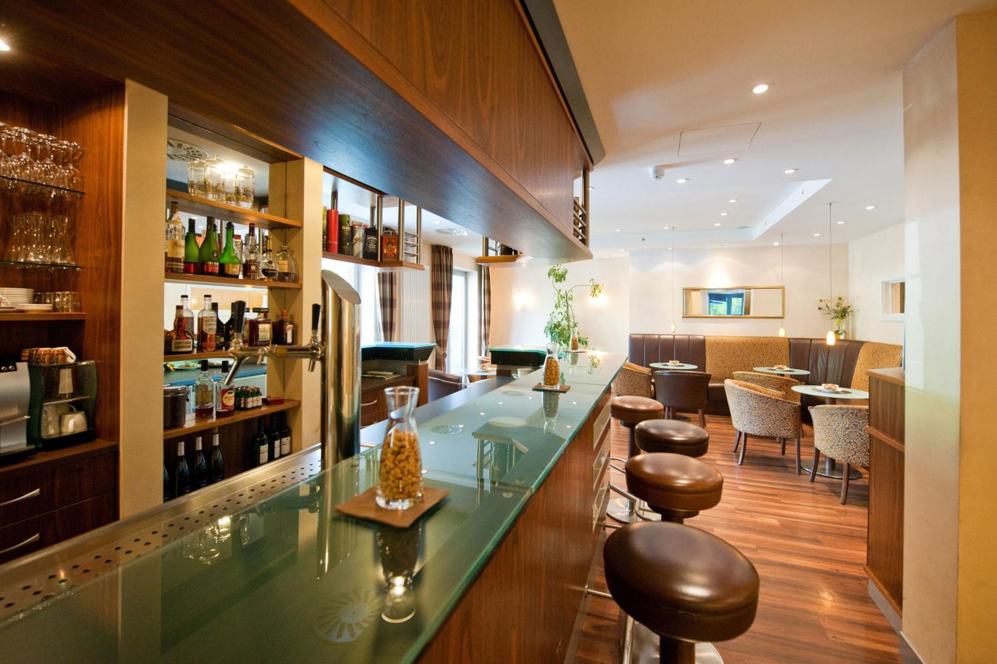 Hotel Scheffelhoehe Bruchsal Restaurante foto